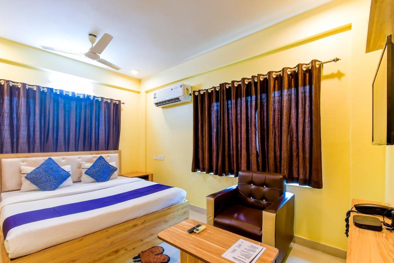 Astra Casa Kolkata Luaran gambar